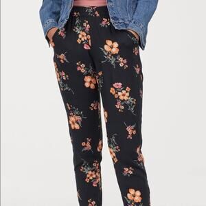 Divided Black Floral Pants Sz 8
